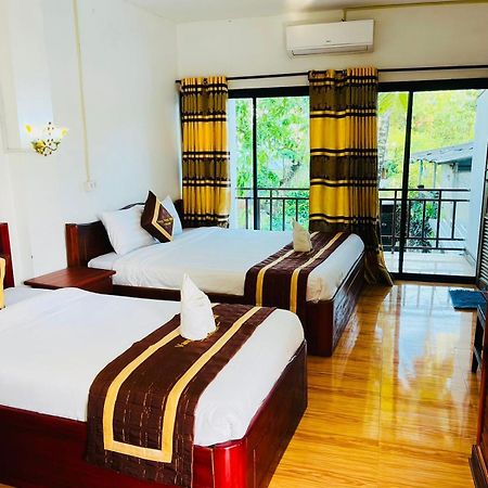 Alisona Hostel ヴァンヴィエン エクステリア 写真