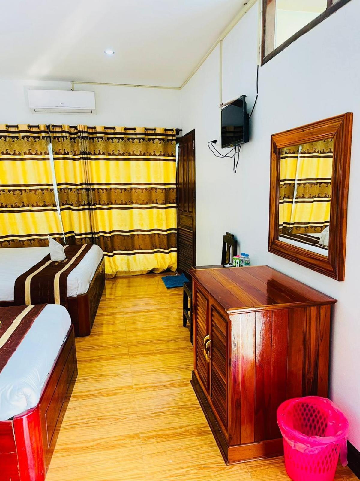 Alisona Hostel ヴァンヴィエン エクステリア 写真